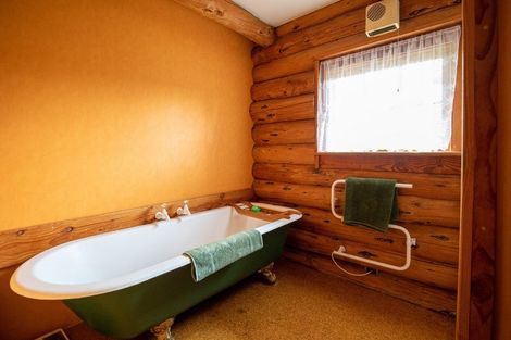 Photo of property in 160 Letts Gully Road, Letts Gully, Alexandra, 9393