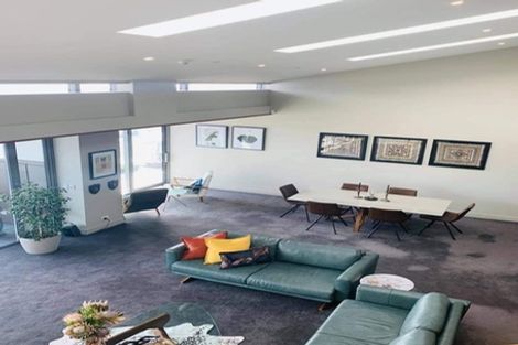 Photo of property in Clyde Quay Wharf, 3b/5 Clyde Quay Wharf, Te Aro, Wellington, 6011