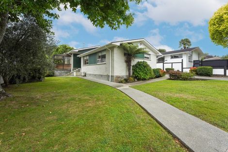 Photo of property in 23 Montana Road, Totara Park, Upper Hutt, 5018