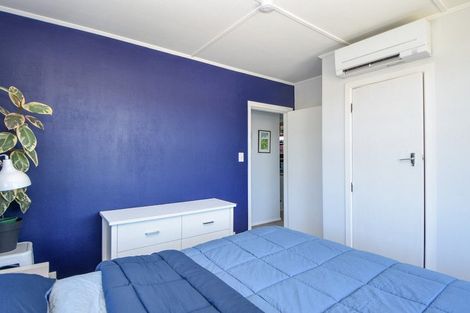 Photo of property in 10 Fairbrother Street, Carterton, 5713