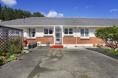 Photo of property in 2 Lane Street, Wallaceville, Upper Hutt, 5018