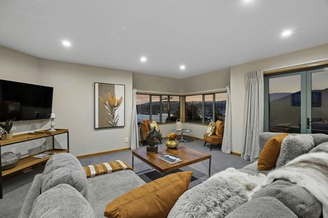 Photo of property in 17 Shandon Road, Vauxhall, Dunedin, 9013