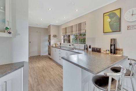 Photo of property in 34 John F Kennedy Drive, Milson, Palmerston North, 4414