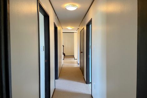 Photo of property in 14 Sheralee Place, Bucklands Beach, Auckland, 2014