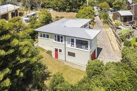 Photo of property in 25 Kahu Road, Paremata, Porirua, 5024