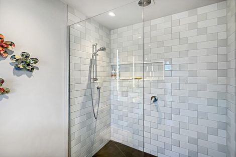 Photo of property in 46 Lacebark Drive, Kinloch, Taupo, 3377