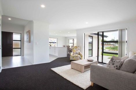 Photo of property in 4 Kimbrae Drive, Rototuna North, Hamilton, 3210