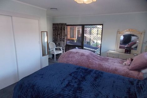 Photo of property in 53 Clarke Avenue, Highbury, Palmerston North, 4412