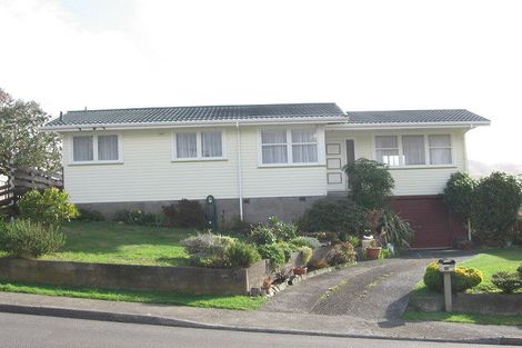 Photo of property in 73 Mark Avenue, Paparangi, Wellington, 6037