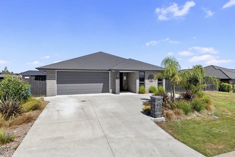 Photo of property in 10 Awanui Avenue, Te Kauwhata, 3710
