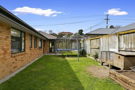 Photo of property in 33 Chaucer Street, Leamington, Cambridge, 3432