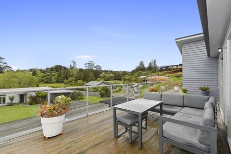 Photo of property in 8 Mandeno Drive, Kerikeri, 0230
