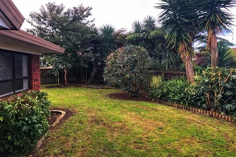 Photo of property in 2/44 Willis Road, Papakura, 2110