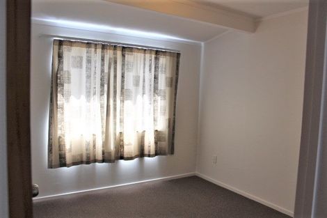 Photo of property in 2/111 Whitford Road, Somerville, Auckland, 2014