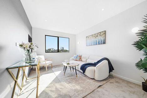 Photo of property in 31a Wallace Road, Mangere Bridge, Auckland, 2022