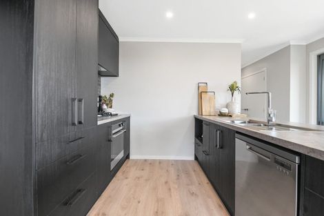 Photo of property in 42 Lockerbie Street, Morrinsville, 3300