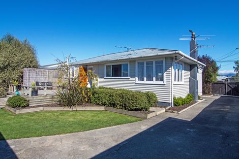 Photo of property in 14 Wavell Crescent, Lansdowne, Masterton, 5810