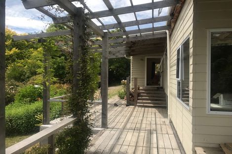 Photo of property in 4400 Christchurch Akaroa Road, Little River, 7591