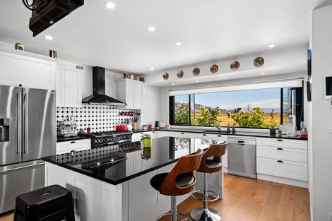 Photo of property in 118 Oliver Road, Bendigo, Cromwell, 9383