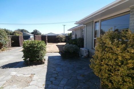 Photo of property in 8 Sylvia Street, Parklands, Christchurch, 8083