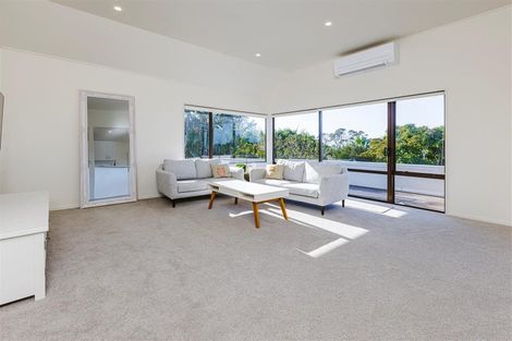 Photo of property in 77b Litten Road, Cockle Bay, Auckland, 2014