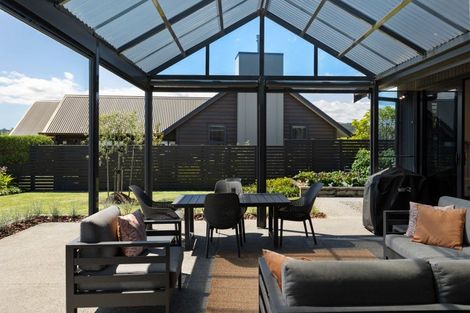 Photo of property in 20 Topping Place, Whitianga, 3510