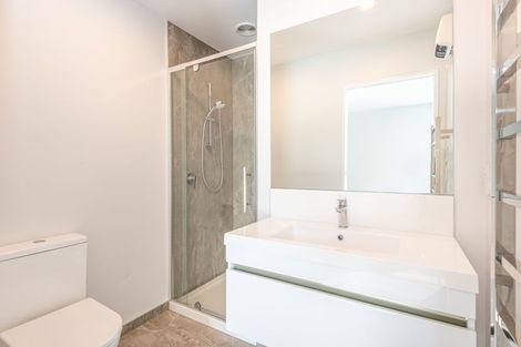 Photo of property in 2/37 Webb Street, St Albans, Christchurch, 8014