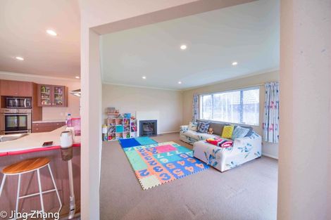 Photo of property in 161 Pacific Drive, Fitzherbert, Palmerston North, 4410