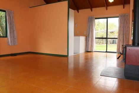 Photo of property in 64 Summerhill Drive, Fitzherbert, Palmerston North, 4410