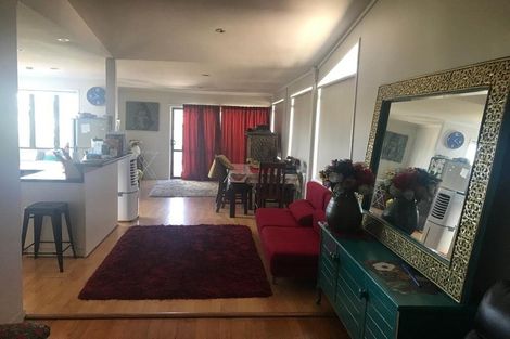 Photo of property in 30 Ellis Avenue, Mount Roskill, Auckland, 1041