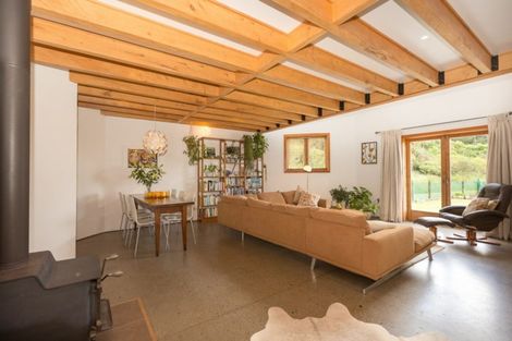 Photo of property in 389 Korito Road, Korito, New Plymouth, 4371