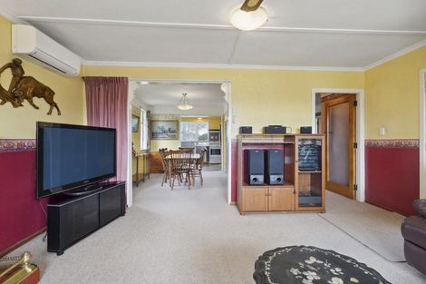 Photo of property in 17 Totara Street, Otaki, 5512