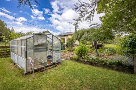 Photo of property in 36 Riverdale Road, Dannevirke, 4930