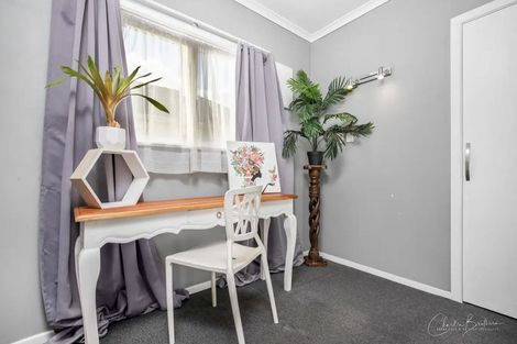 Photo of property in 1/27 Kelvin Road, Papakura, 2110