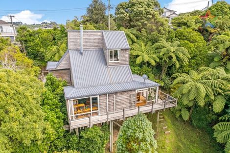 Photo of property in 22 Maungaraki Road, Korokoro, Lower Hutt, 5012