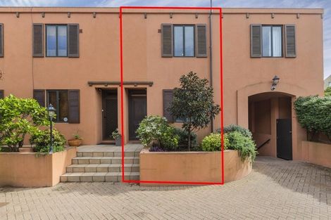 Photo of property in 2/10 Cleveland Road, Parnell, Auckland, 1052