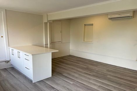 Photo of property in 68a Kowhai Road, Campbells Bay, Auckland, 0630