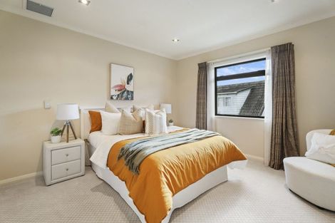 Photo of property in 10 Ronaki Road, Mission Bay, Auckland, 1071