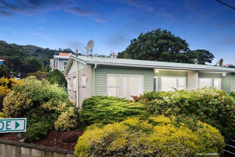 Photo of property in 1/17 The Parade, Island Bay, Wellington, 6023