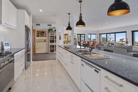 Photo of property in 199 Glenstrae Road, Redcliffs, Christchurch, 8081