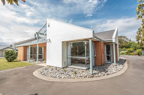 Photo of property in 17 Norfolk Drive, Otamatea, Whanganui, 4500