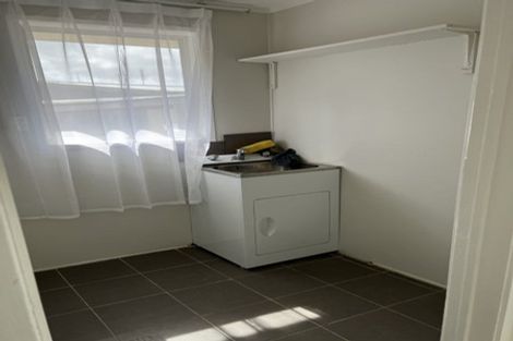 Photo of property in 28 Zelda Avenue, Clover Park, Auckland, 2023