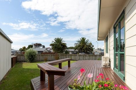 Photo of property in 25a Longstead Avenue, Papamoa Beach, Papamoa, 3118