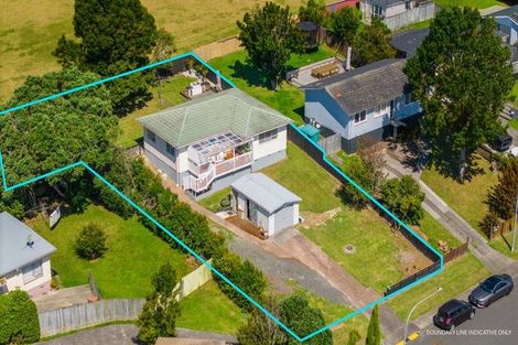 Photo of property in 27 Arlette Place, Massey, Auckland, 0614