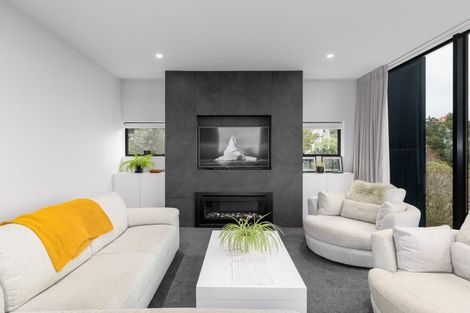 Photo of property in 26 Hackthorne Road, Cashmere, Christchurch, 8022