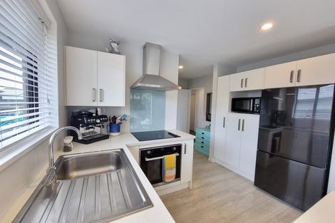 Photo of property in 2/96 Palmers Road, New Brighton, Christchurch, 8083