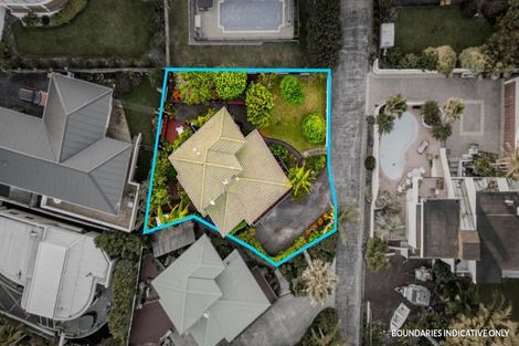 Photo of property in 1/181 Luckens Road, West Harbour, Auckland, 0618