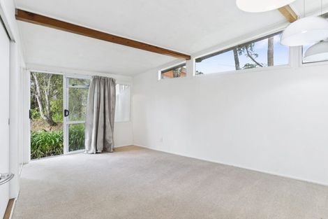 Photo of property in 29 Highland Avenue, Titirangi, Auckland, 0604