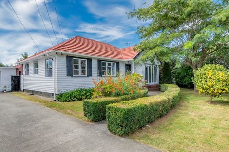 Photo of property in 13 Saint Annes Street, Levin, 5510