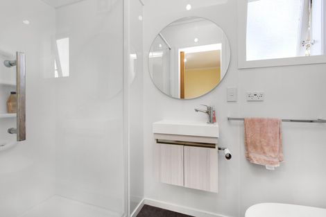 Photo of property in 24 Norrie Avenue, Raglan, 3225